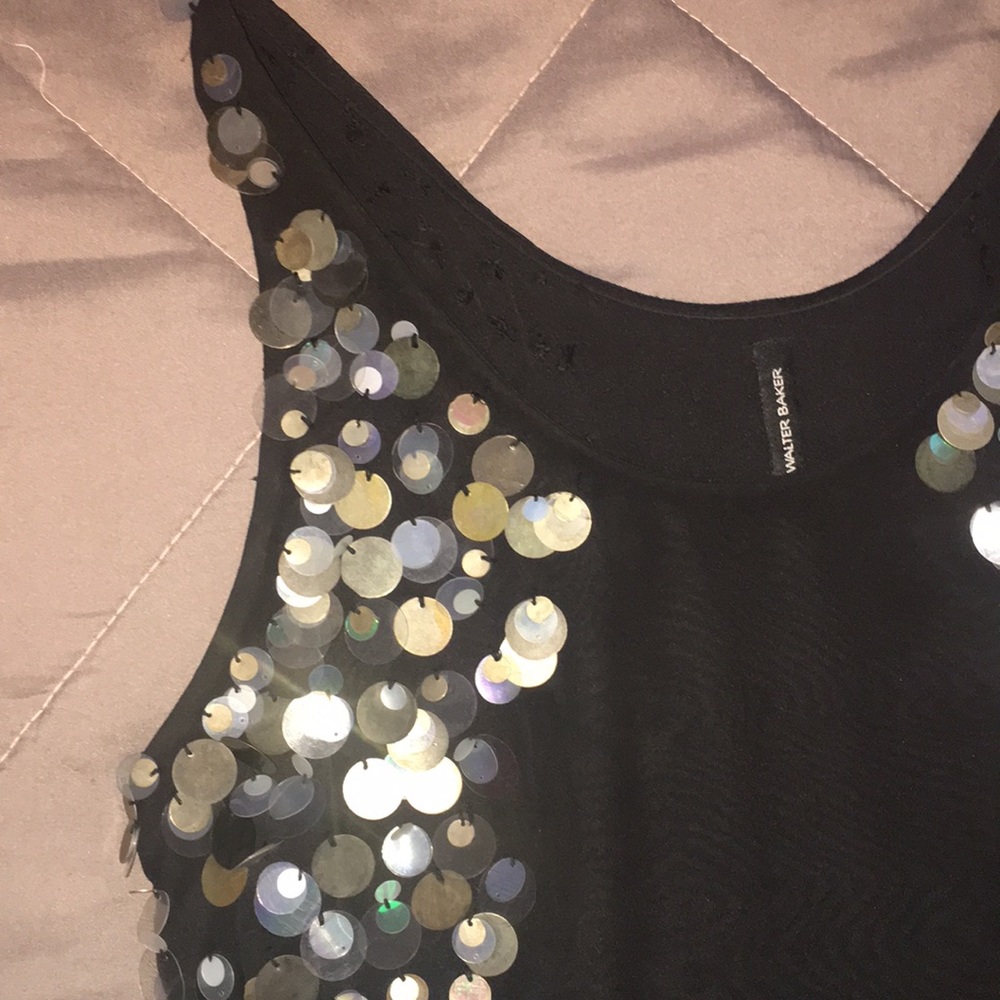 Dress - Picture 4 of 7